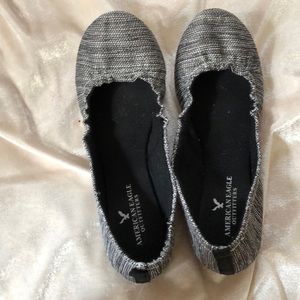 American Eagle classic scrunch ballet flats